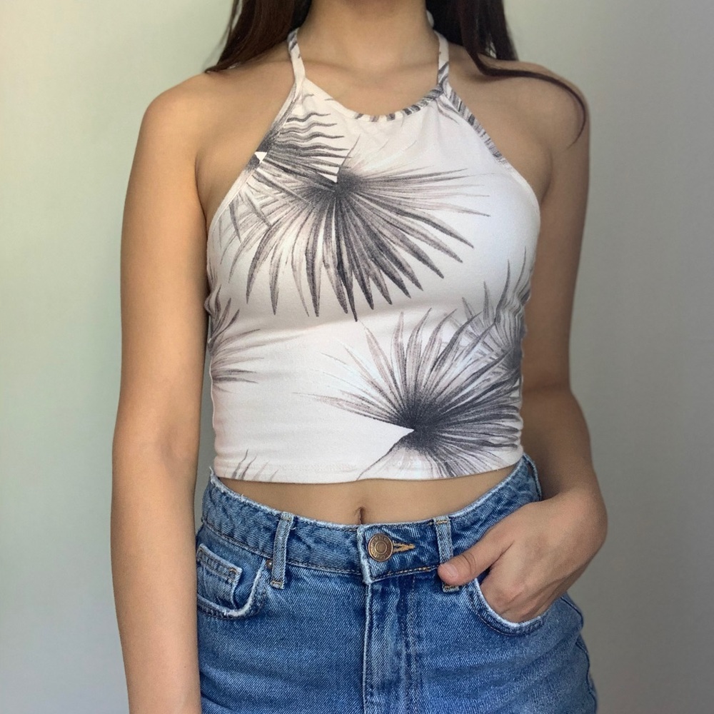 Halter top